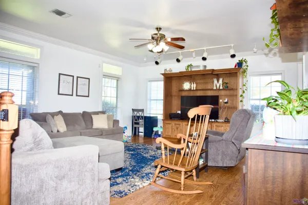 $333,333 | 128 East 43rd Street, Cut Off, LA 70345