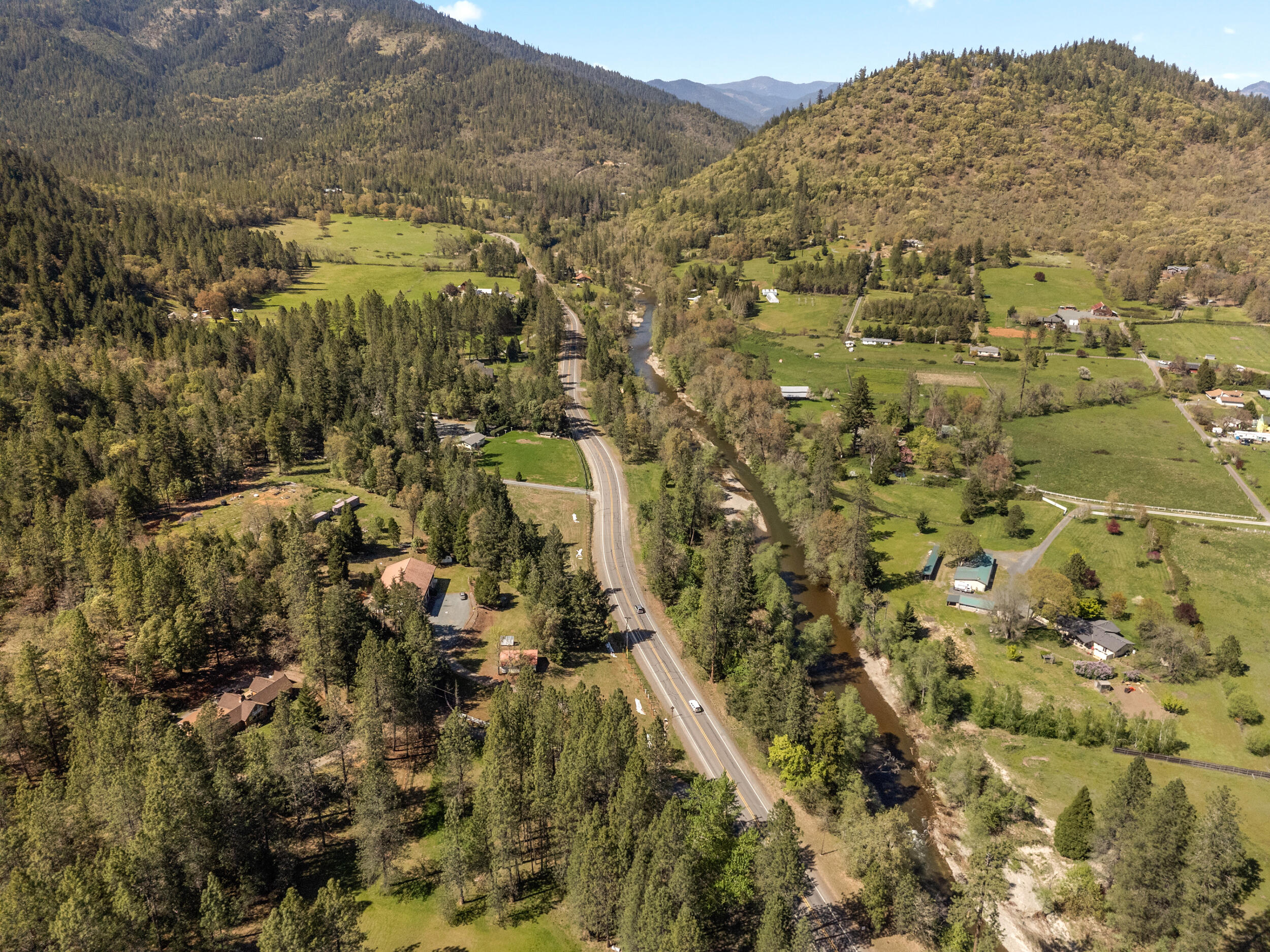 2295 West Evans Creek Road Rogue River, OR 97537 - Photo 48 of 51 47_2295 w evans creek road - drone - 10