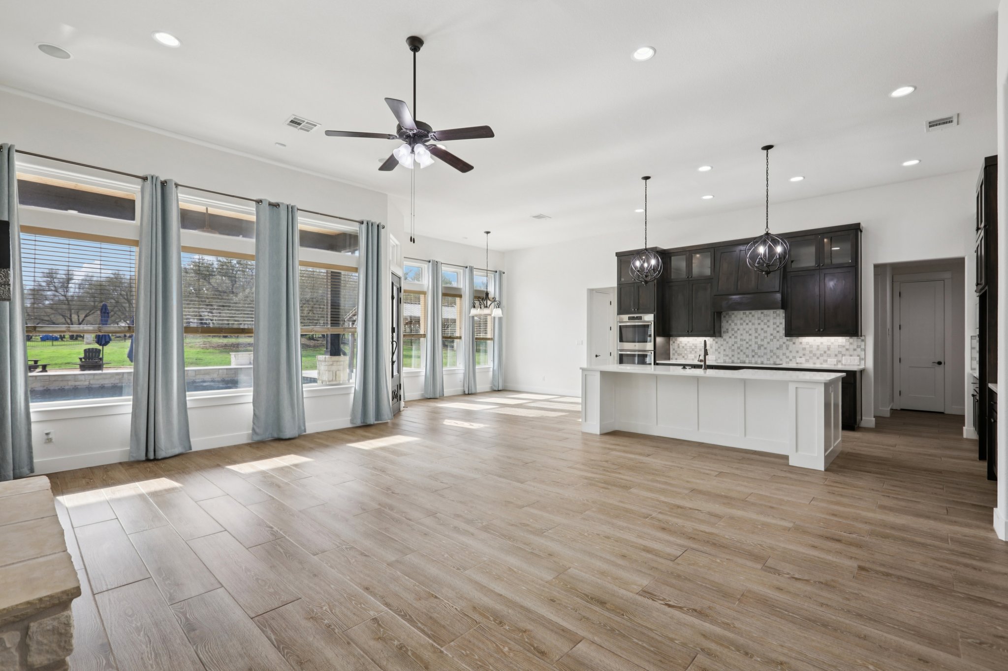 112 Red Mulberry Way Leander, TX 78641 - Photo 11 of 39