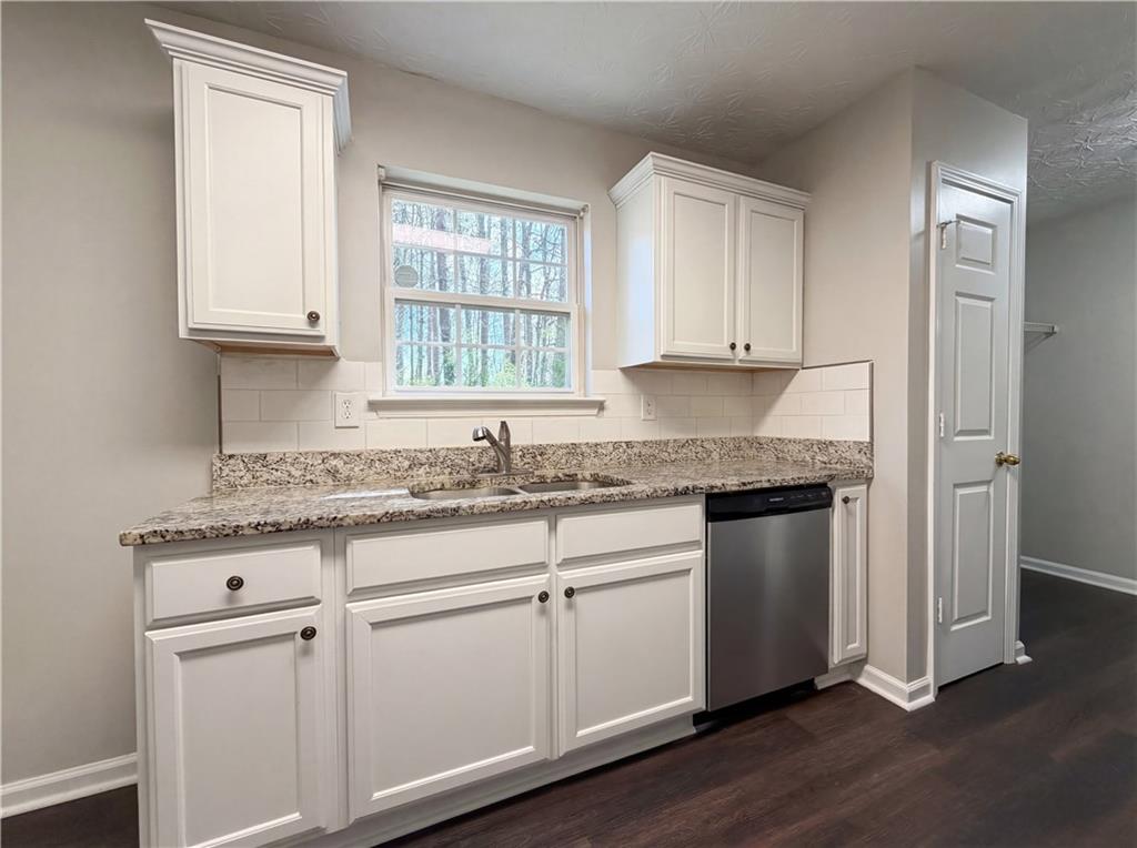 868 Scott Road Riverdale, GA 30296 - Photo 10 of 20