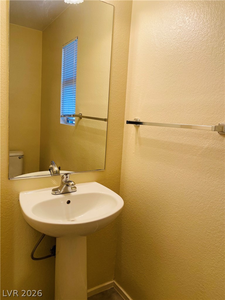 269 Cascading Street Henderson, NV 89074 - Photo 11 of 28