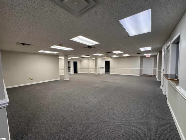 $3,400 | 2315 North Main Street, Anderson, SC 29621