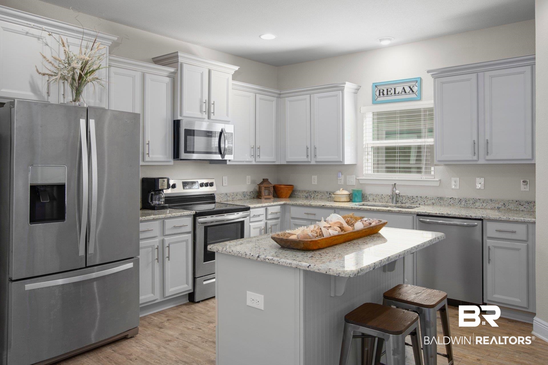 1218 Primrose Lane Foley, AL 36535 - Photo 9 of 32 Kitchen w/Island