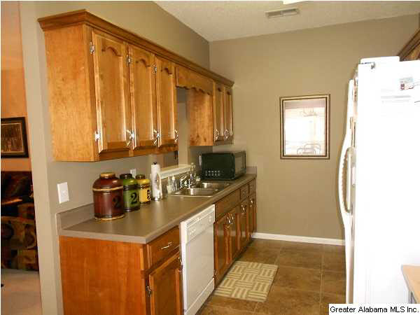 5259 Austin Street Birmingham, AL 35235 - Photo 3 of 15