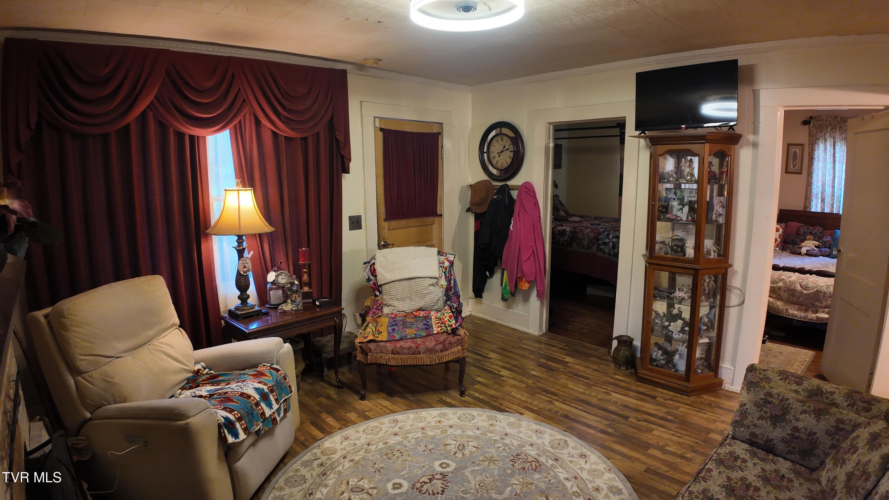 651 Broyles Avenue Erwin, TN 37650 - Photo 69 of 74 image00049