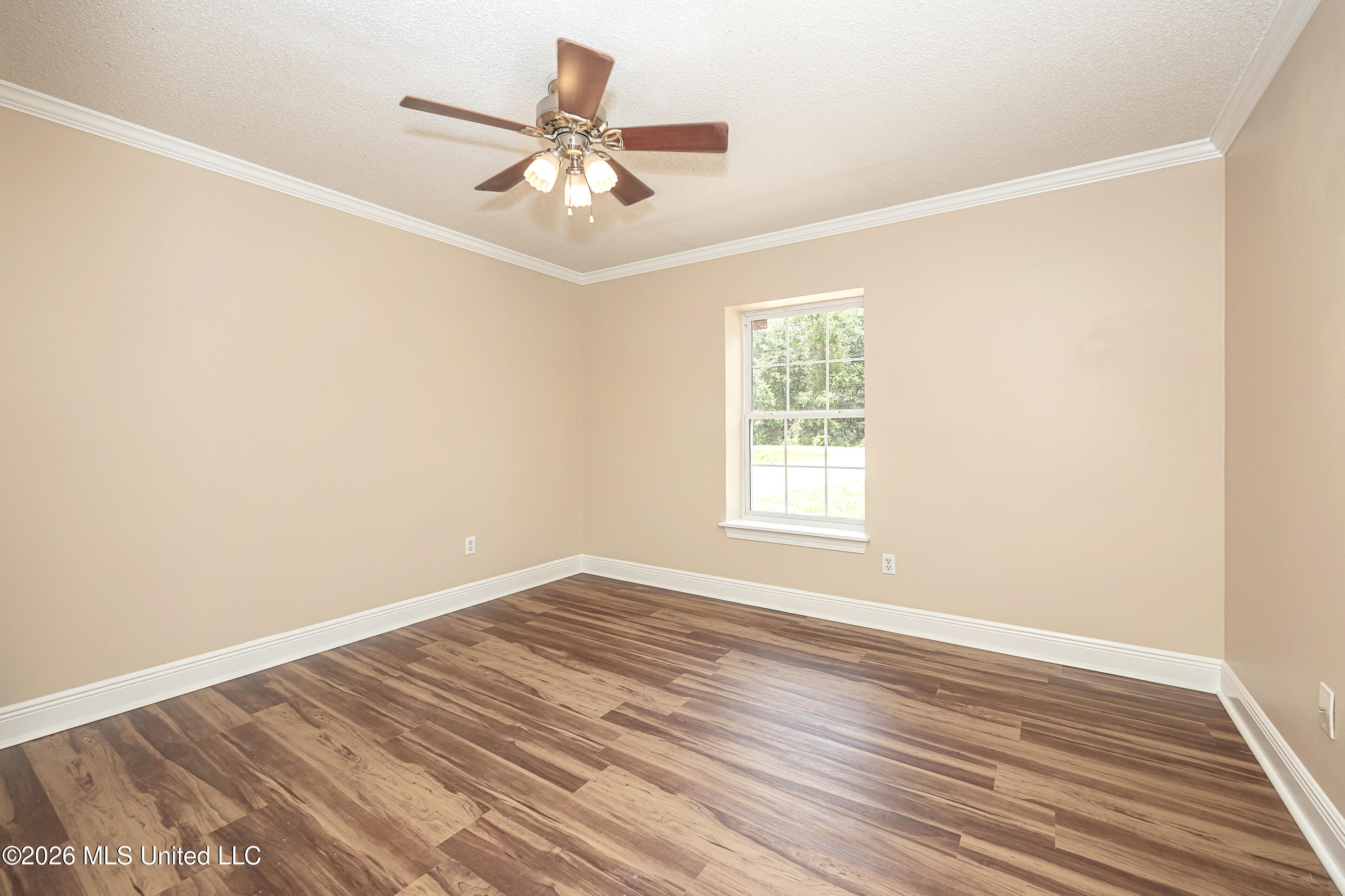 8100 Ocean Springs Road Ocean Springs, MS 39564 - Photo 26 of 46 IMG_5277