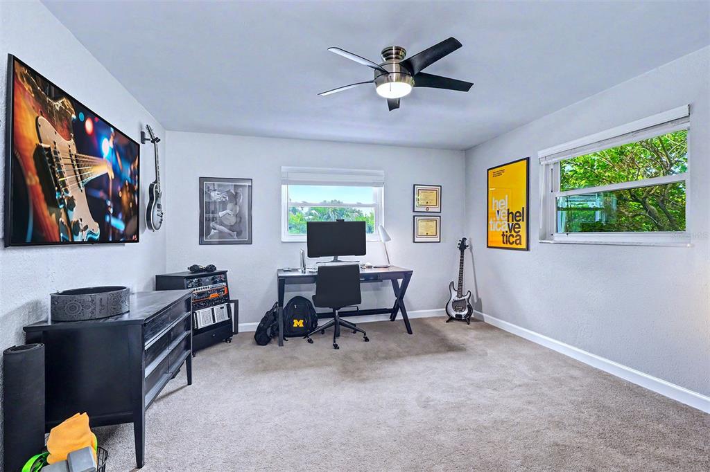 11624 Grove Street Seminole, FL 33772 - Photo 21 of 44