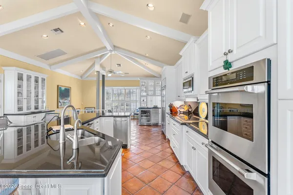$12,500,000 | 680 Ocean Road, Vero Beach, FL 32963