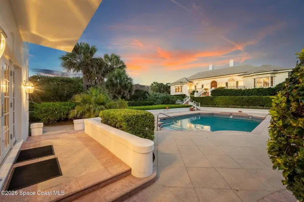 $12,500,000 | 680 Ocean Road, Vero Beach, FL 32963
