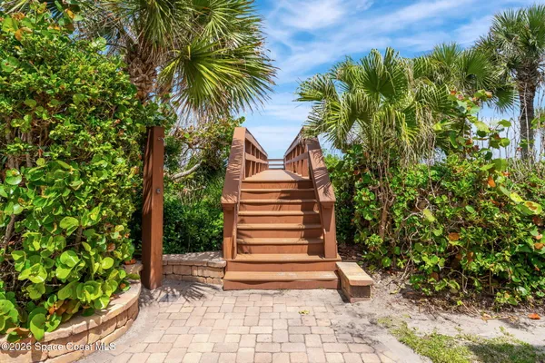 $12,500,000 | 680 Ocean Road, Vero Beach, FL 32963
