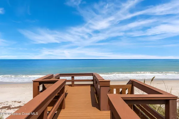 $12,500,000 | 680 Ocean Road, Vero Beach, FL 32963