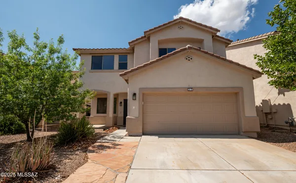 $2,300 | 27 West Camino Rancho Quito, Sahuarita, AZ 85629