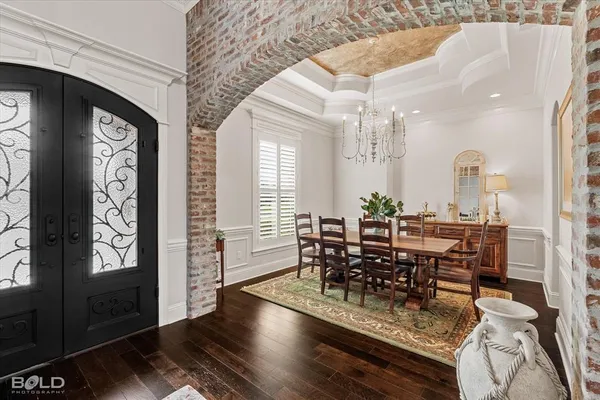 $700,000 | 628 Silkwood Drive, Benton, LA 71006