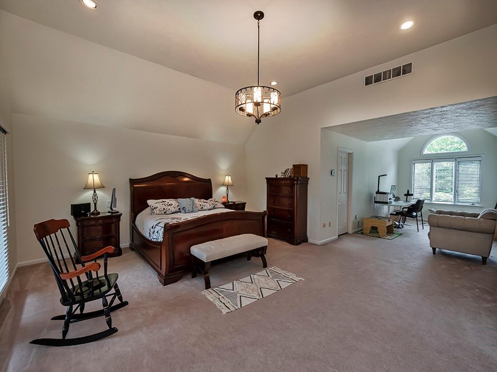 211 Timber Ridge Road Pittsburgh, PA 15238 - Photo 13 of 25 Gallery Image 13