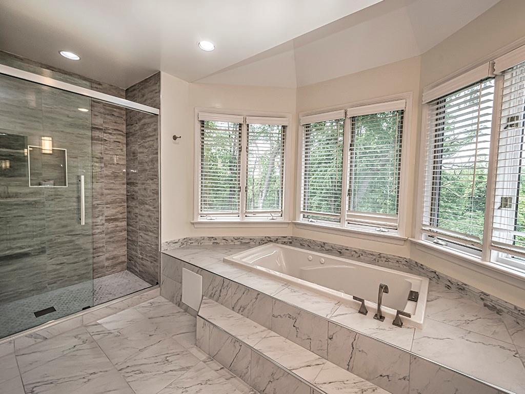 211 Timber Ridge Road Pittsburgh, PA 15238 - Photo 15 of 25 Gallery Image 15