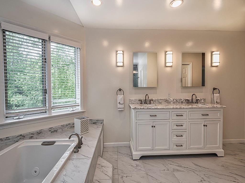 211 Timber Ridge Road Pittsburgh, PA 15238 - Photo 16 of 25 Gallery Image 16