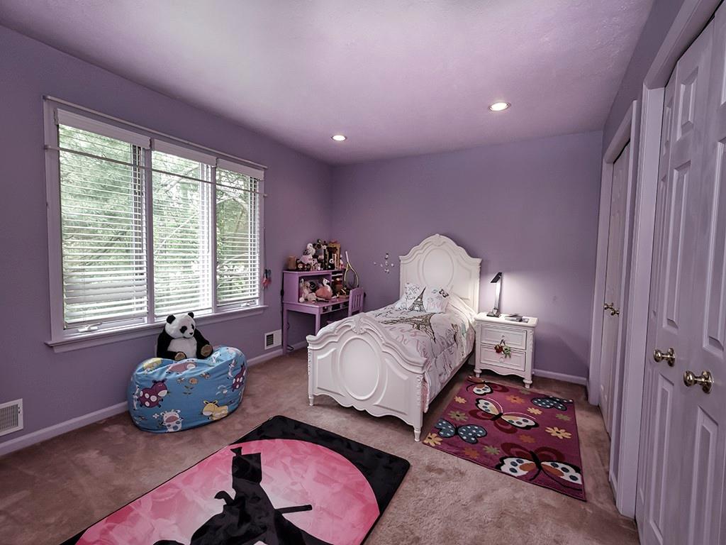 211 Timber Ridge Road Pittsburgh, PA 15238 - Photo 19 of 25 Gallery Image 19