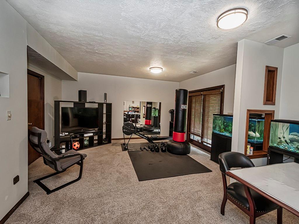 211 Timber Ridge Road Pittsburgh, PA 15238 - Photo 21 of 25 Gallery Image 21