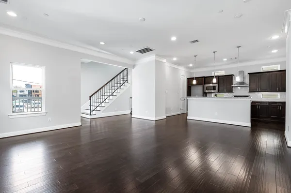 $449,500 | 2524 Hutchins Street, Houston, TX 77004