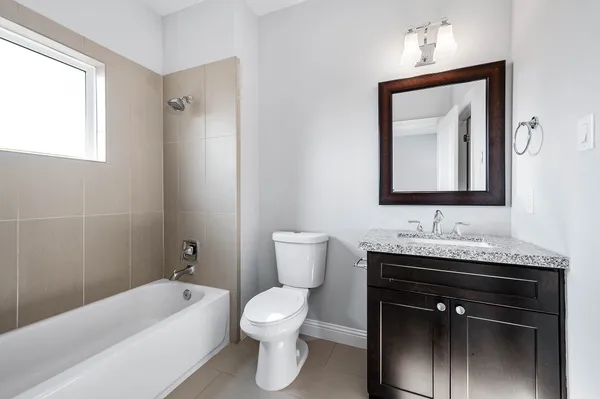 $449,500 | 2524 Hutchins Street, Houston, TX 77004