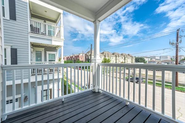 $449,500 | 2524 Hutchins Street, Houston, TX 77004