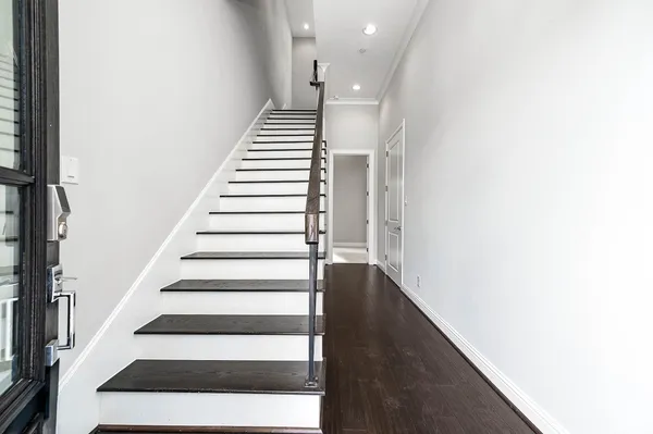 $449,500 | 2524 Hutchins Street, Houston, TX 77004