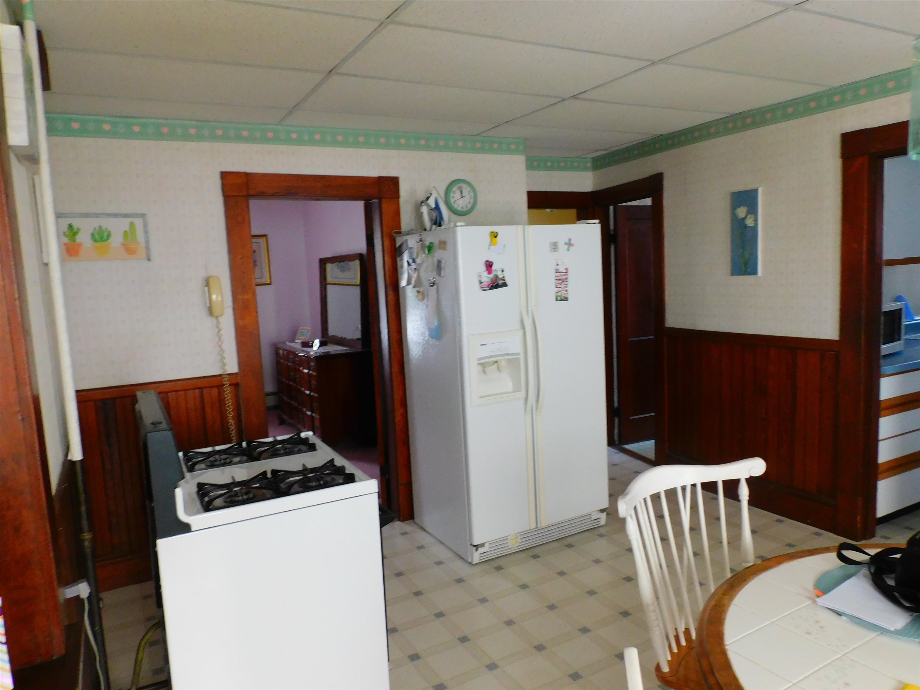 167 Reed Street Manchester, NH 03102 - Photo 8 of 20