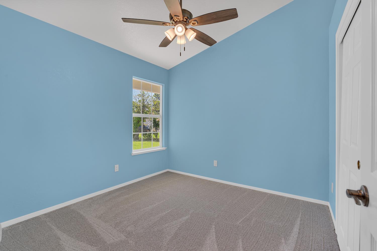4611 Glimmer Lane Turlock, CA 95382 - Photo 29 of 45