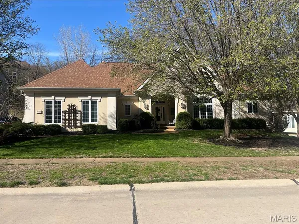 $875,000 | 439 Chukker Valley, Ellisville, MO 63021