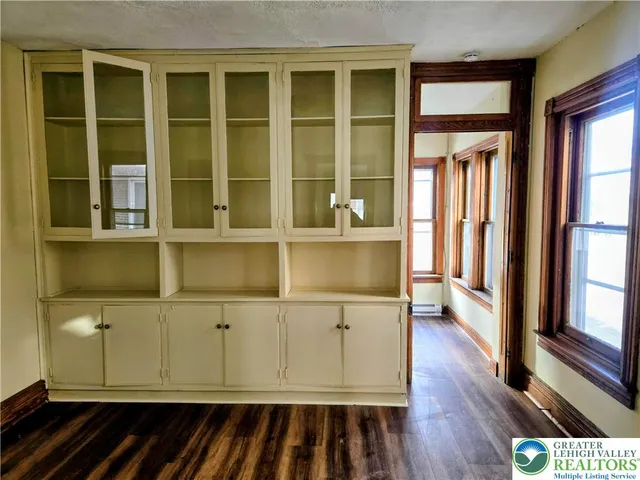 $2,000 | 916 Washington Street, Allentown, PA 18102