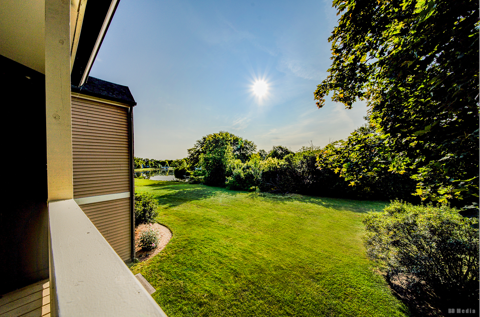 1477 South County Farm Road, Unit 23F Wheaton, IL 60189 - Photo 9 of 27 a view of swimming pool from a balcony