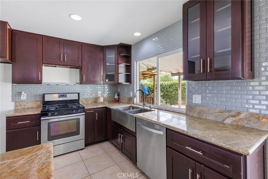 10389 Brookway Place Riverside, CA 92505 - Photo 22 of 47