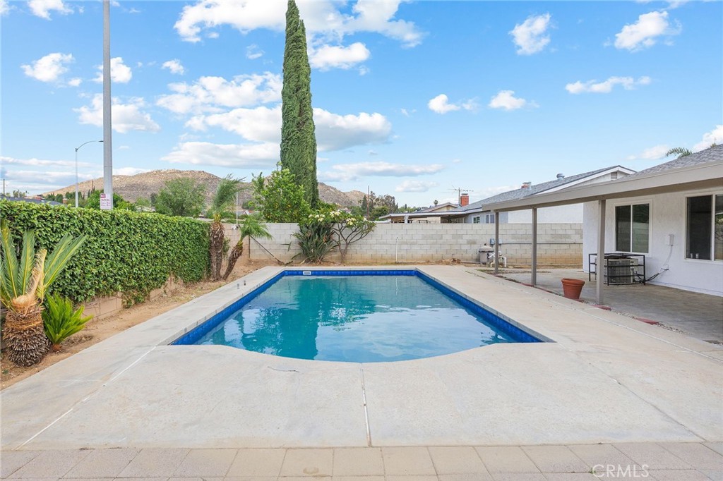 10389 Brookway Place Riverside, CA 92505 - Photo 32 of 47