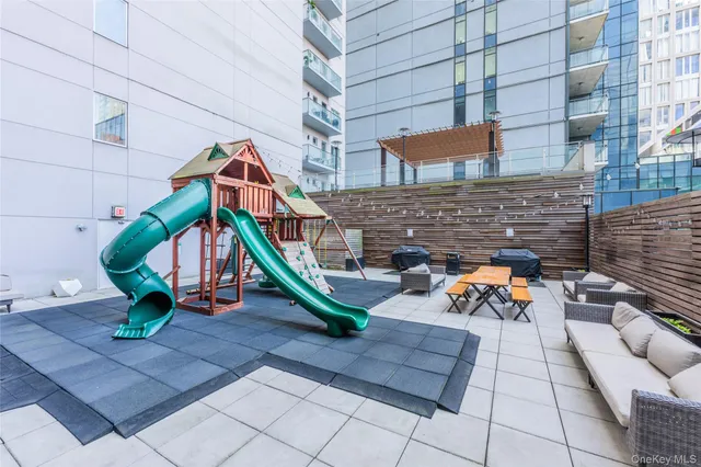 a view of a entertaining space