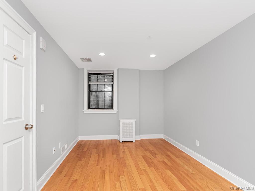26 Pondfield Road West, Unit F Bronxville, NY 10708 - Photo 12 of 15