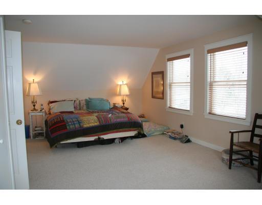 68 Mechanic Street Amherst, MA 01002 - Photo 5 of 11 Gallery Image 5