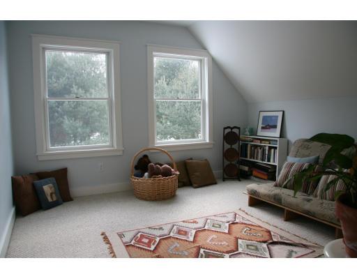 68 Mechanic Street Amherst, MA 01002 - Photo 6 of 11 Gallery Image 6