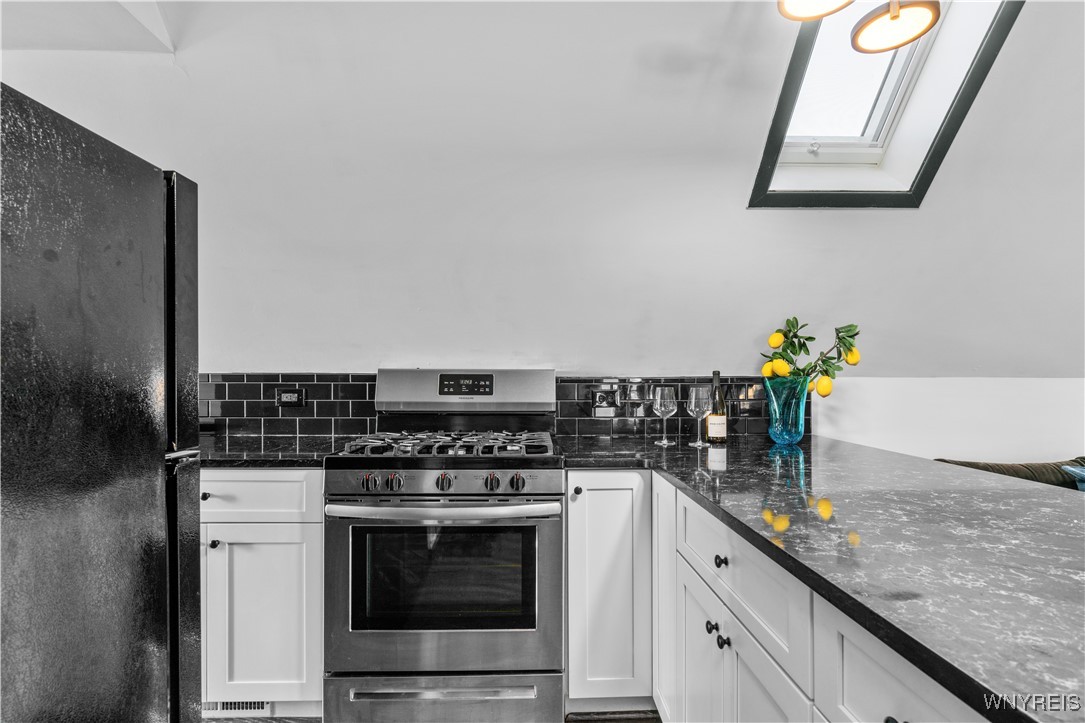 58 Cottage Street, Unit 3 Buffalo, NY 14201 - Photo 12 of 16