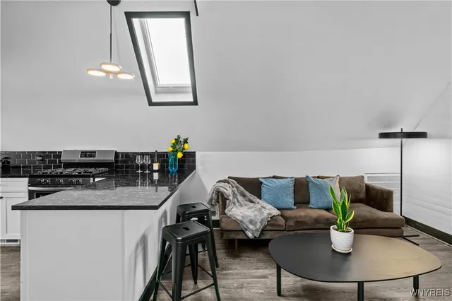 $1,500 | 58 Cottage Street, Unit 3, Buffalo, NY 14201