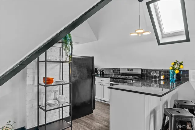 $1,500 | 58 Cottage Street, Unit 3, Buffalo, NY 14201