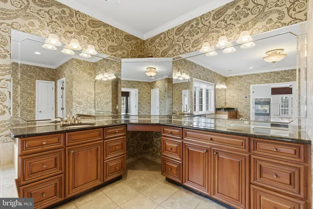 $2,995,000 | 43589 Edison Club Court, Ashburn, VA 20147