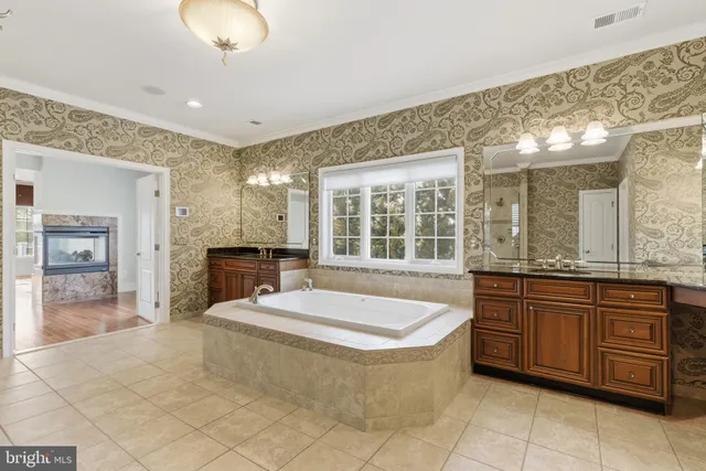 $2,995,000 | 43589 Edison Club Court, Ashburn, VA 20147