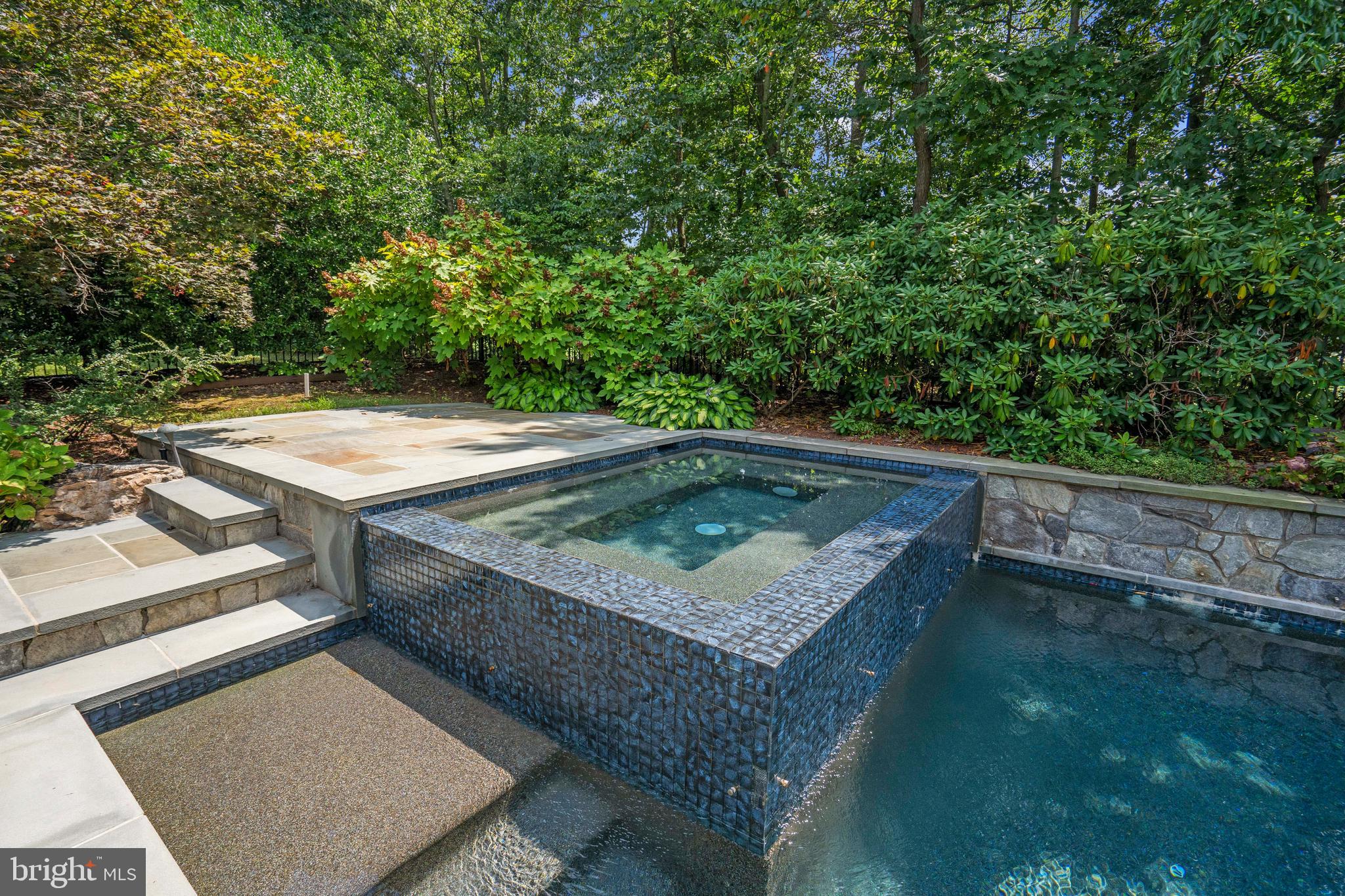 43589 Edison Club Court Ashburn, VA 20147 - Photo 17 of 136