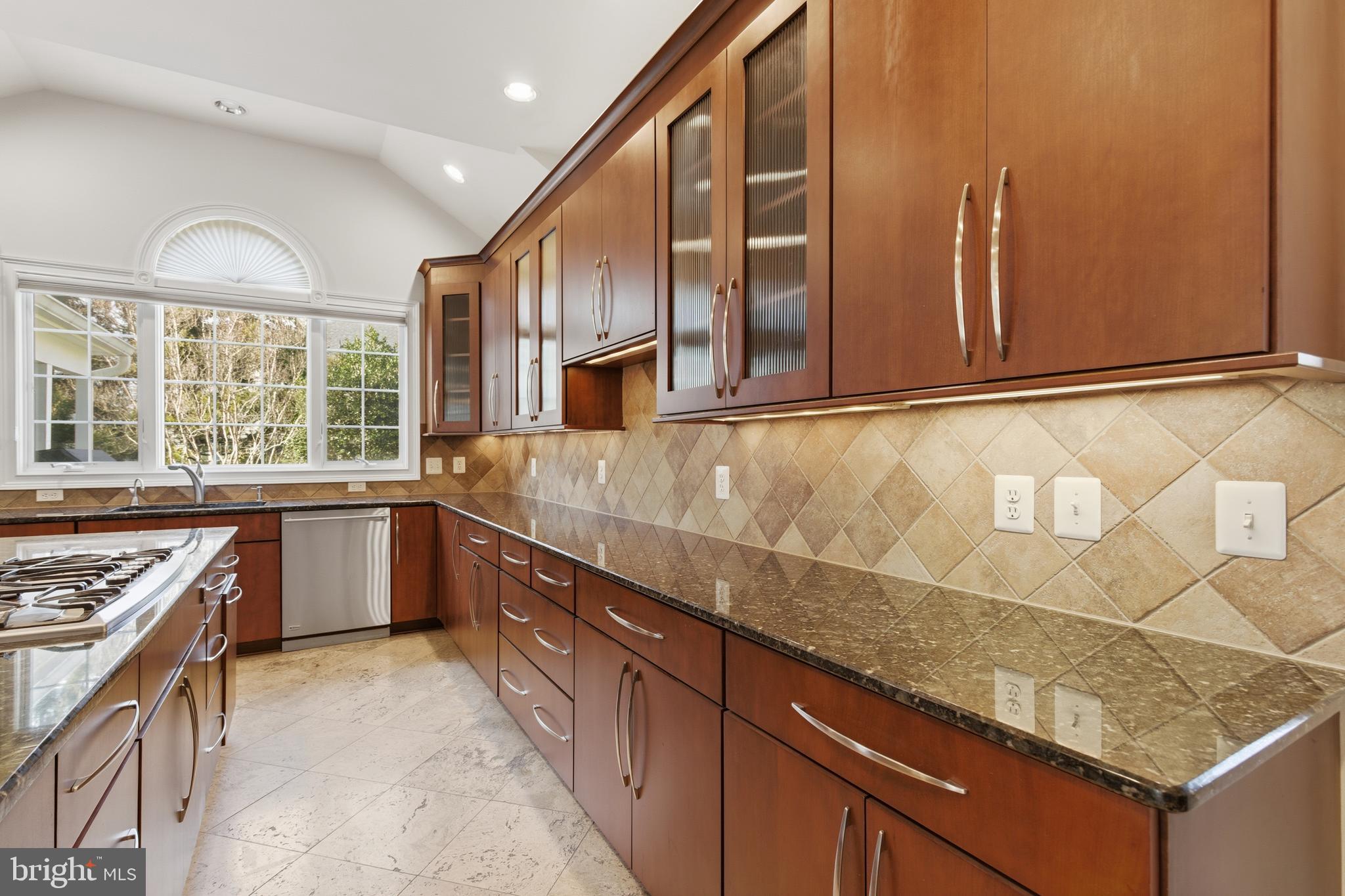 43589 Edison Club Court Ashburn, VA 20147 - Photo 24 of 136