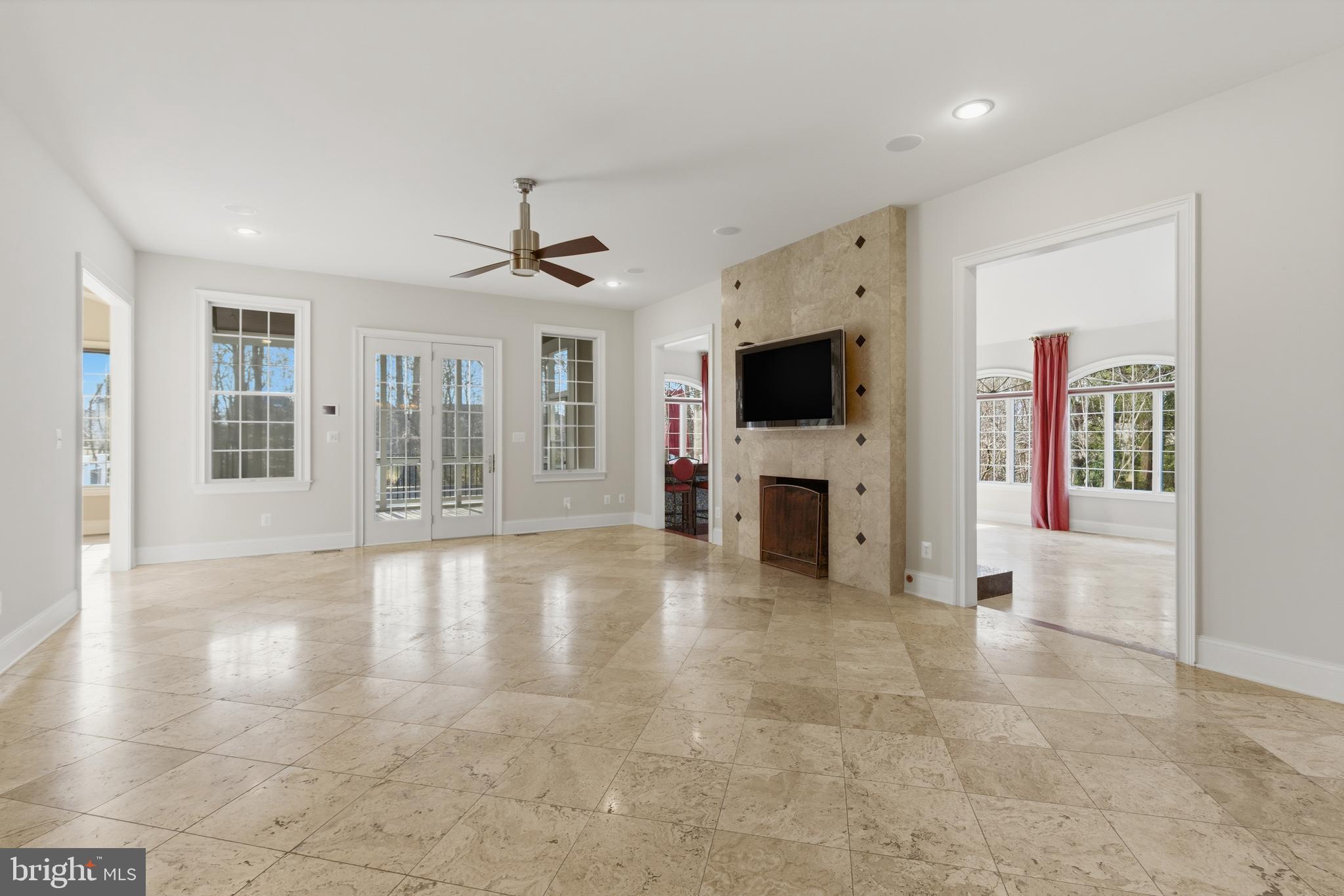 43589 Edison Club Court Ashburn, VA 20147 - Photo 34 of 136