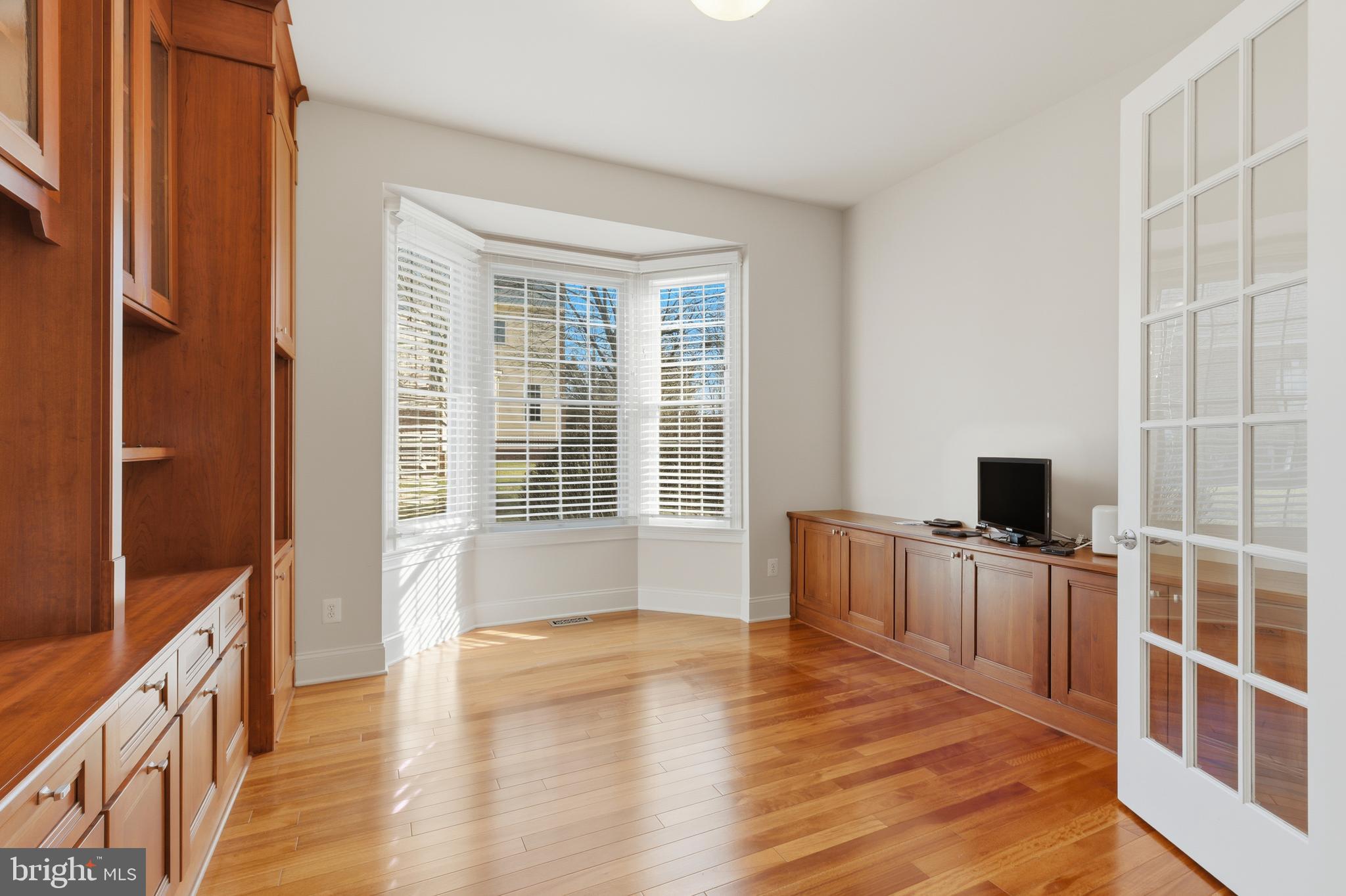 43589 Edison Club Court Ashburn, VA 20147 - Photo 58 of 136