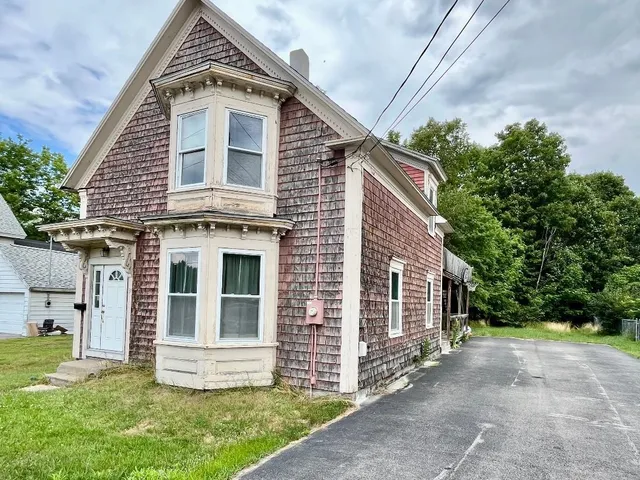 $199,900 | 31 Glen Road, Gorham, NH 03581