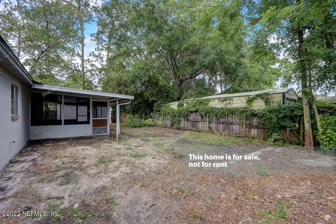 1663 Rhonda Drive Middleburg, FL 32068 - Photo 13 of 24 a view of backyard with green space