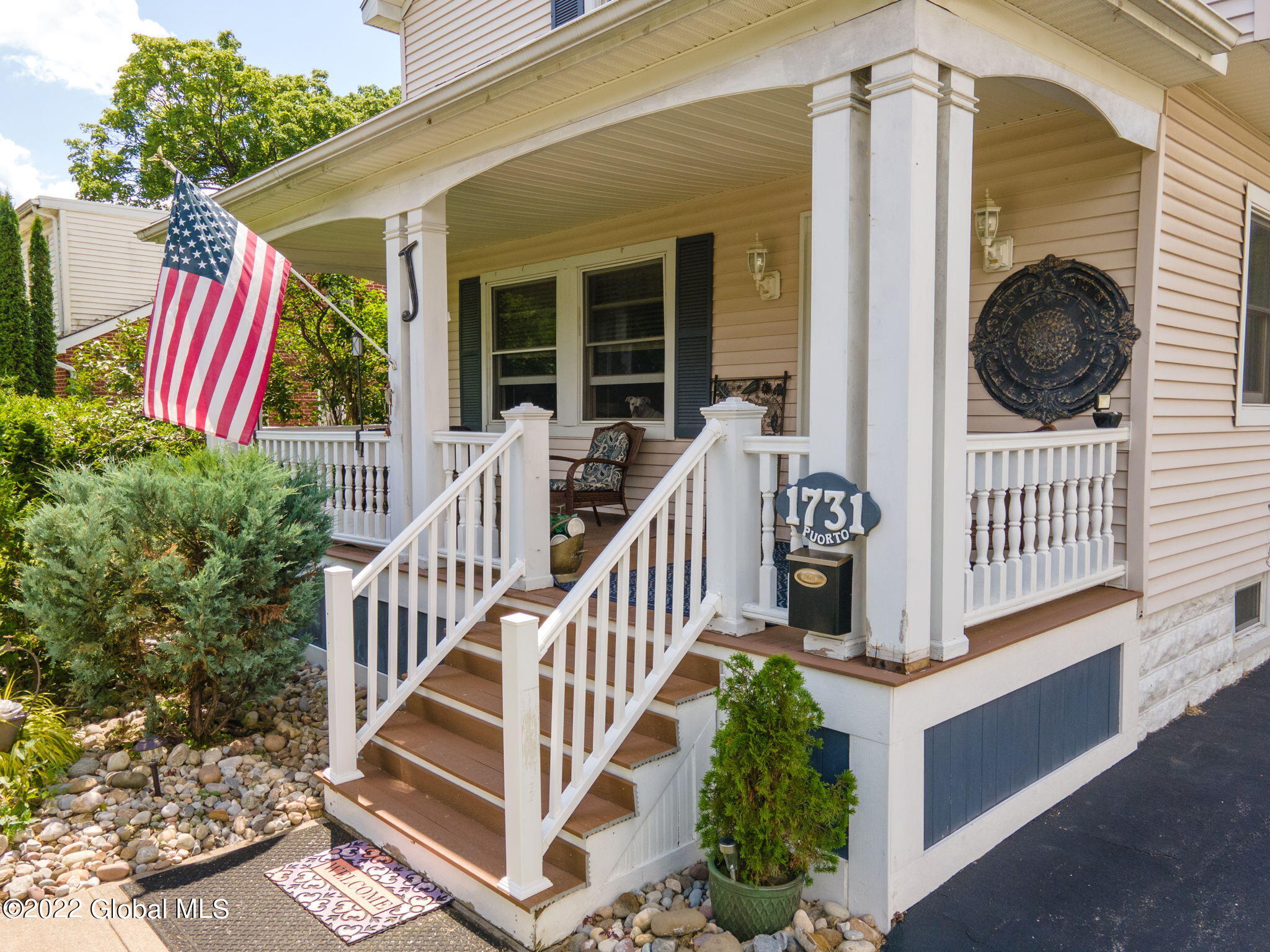 1731 Randolph Road Schenectady, NY 12308 - Photo 4 of 57 5-web-or-mls-1731RandolphRd-5