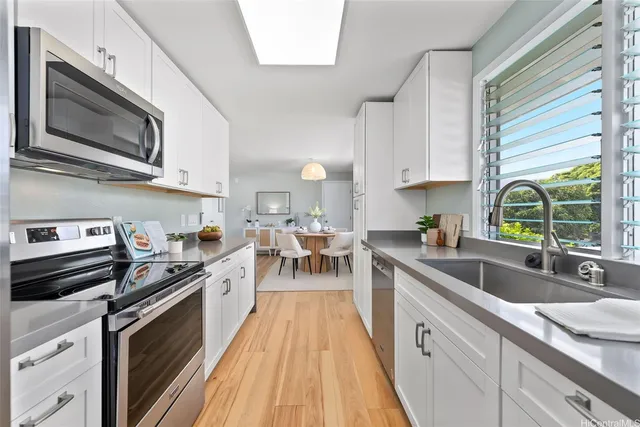 $1,890,000 | 337 Kihapai Street, Unit C, Kailua, HI 96734